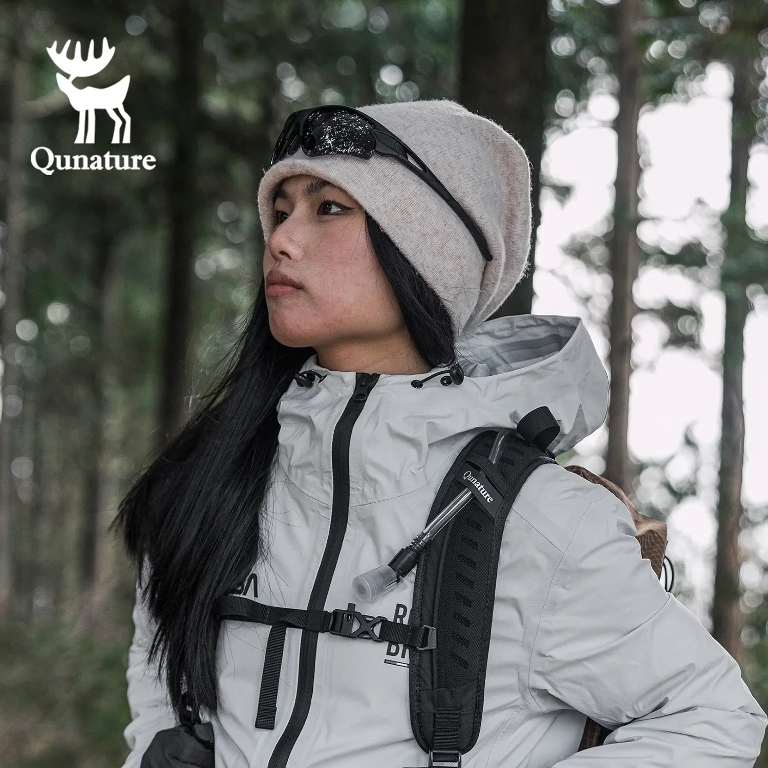 Large Capacity Lightweight Waterproof 30-35L Hiking Backpack