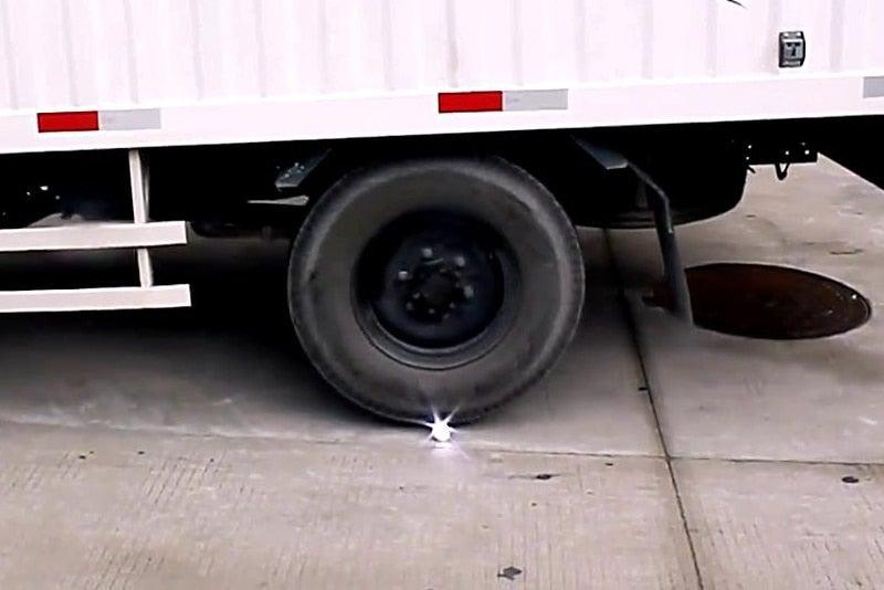 Waterproof Z45 LED Flashlight Zoomable Rechargeable Torch